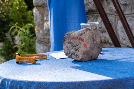 PPSS (78)_kamen, v spomin na prvi pohod leta 1975